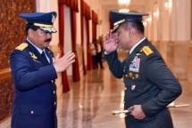 Panglima TNI Marsekal Hadi Tjahjanto dan Jenderal TNI Gatot Nurmantyo (Foto Dok Industry.co.id)