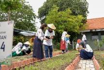 Maknai Hari Kartini, BRI Berdayakan Wanita Indonesia Melalui Program BRInita