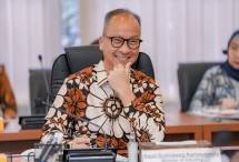 Menperin Agus Gumiwang Kartasasmita