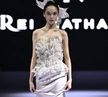 peragaan busana gaun pengantin (bridal) spesial bertajuk &ldquo;The Daughters of Eve&rdquo; dihari ke-2 gelaran Indonesia Fashion Week 2025.