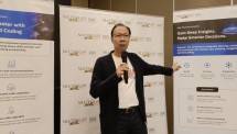 Jip Ivan Sutanto, Director Enterprise Application Services Business Multipolar Technology, sedang menjelaskan tentang kecanggihan Agentic AI kepada peserta seminar _"Transforming Business with Agentic AI and Advance Analytics"_ yang diselenggarakan oleh Multipolar Technology di Pullman Jakarta Thamrin belum lama ini.