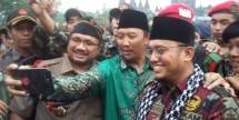 Menpora Imam Lepas Kirab Sarana Pujabakti Waisak Borobudur