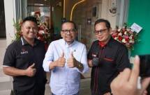 Buka Cabang di Tebet, Resto Bolone Tawarkan Nasi Tempong hingga Bebek Majapahit Plus Makan Gratis