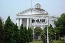 Pendeta Gereja Paulus Doakan Korban Bencana Tsunami Selat Sunda