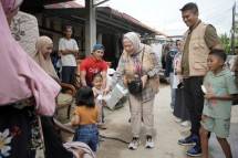 TURUN LANGSUNG KE PADANG, DIREKSI BTN SALURKAN BANTUAN LEWAT UNIVERSITAS DAN PEMERINTAH DAERAH