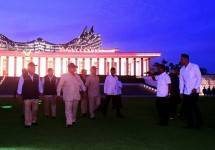 Presiden Prabowo Subianto tiba di Ibu Kota Nusantara (IKN), Kabupaten Penajam Paser Utara, Provinsi Kalimantan Timur, pada Senin sore, 12 Januari 2026. (BPMI Setpres)