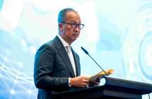 Menteri Perindustrian, Agus Gumiwang Kartasasmita,