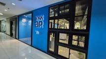 YKK AP