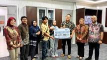 Pencairan klaim oleh BRI Insurance kepada perusahaan alat berat 