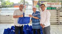 Tugure Tebar Kebaikan di Ramadan! 300 Paket Sembako Dibagikan ke Banten hingga Bogor