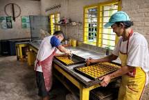 Tempat memproduksi kue kering
