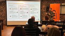 FWD Insurance menggelar Media Briefing FWD consumer outlook survey di Jakarta (13/4