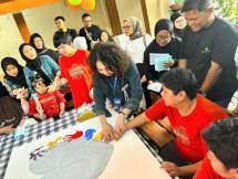 Depok: Cap Tangan Berwarna-warni Ramaikan Satkaara Berbagi 2026, Hadirkan Harapan untuk Disabilitas Tuna Ganda