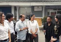 Ketum Parfi 56 berdiskusi dengan Pengurus lainnya Usai Menjenguk Rio Reifan di LP Bekasi (foto: Amazon)