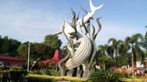 Kota Surabaya Raih Penghargaan di Yokatta Wonderful Indonesia Tourism Awards 2018