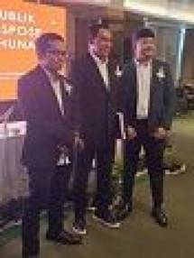 Direksi PT Satria Antaran Prima Tbk berfoto bersama usai acara paparan publik di Jakarta, pada Rabu (10/06/2026). Foto : (Humas SAPX)